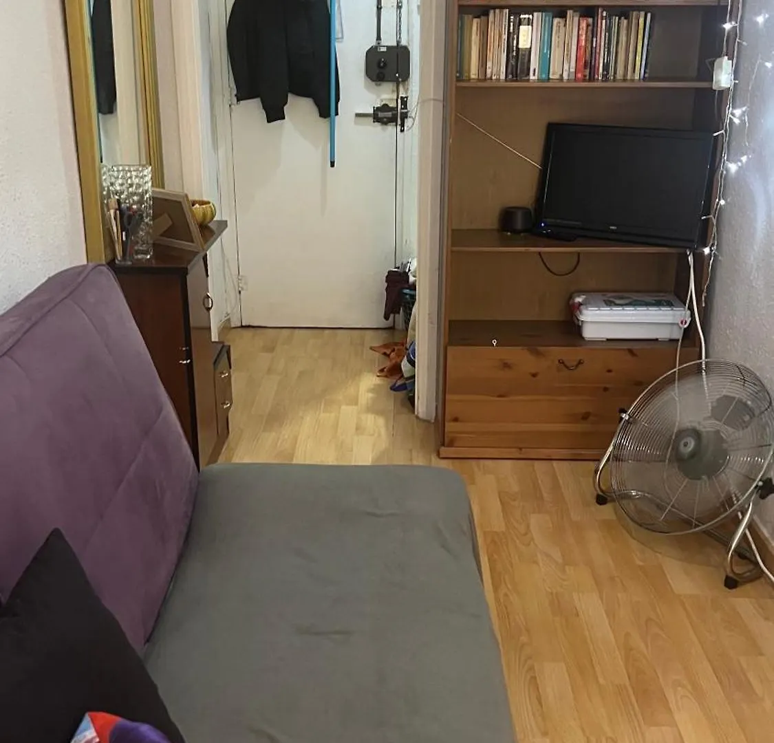 Aparta Estudio 바르셀로나 아파트